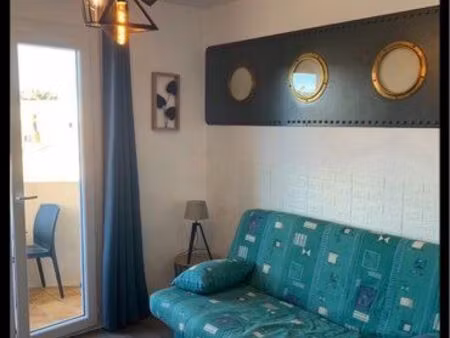 studio parking piscine