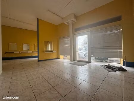 local commercial 41 m² chauny