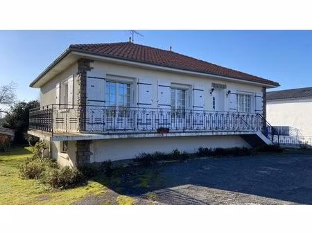 vente maison 5 pièces 91 m² terres-de-haute-charente (16270)