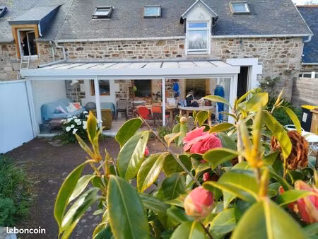 maison entre campagne et mer