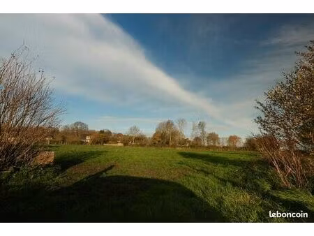 terrain 321 m² carcagny