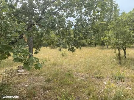 terrain 366 m² la garde