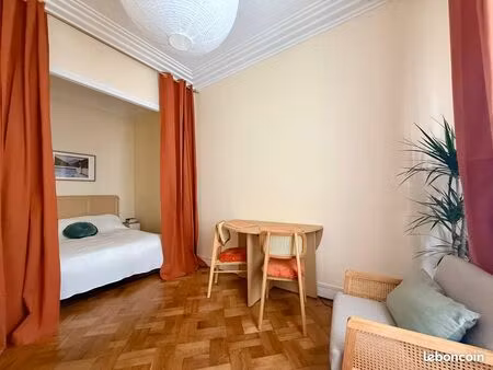 beau studio lumineux meublé nice centre musiciens thiers