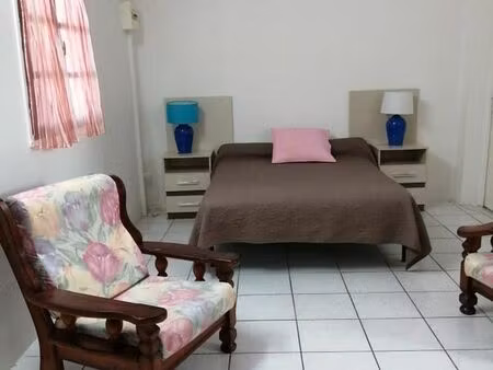 studio tout confort climatisé remire