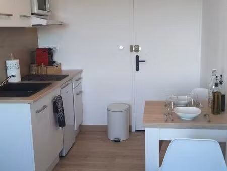 t1 bis meublé (charges élec et eau comprises)