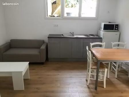 t2 meublé étudiant de 30m2 à 200m de l’iut