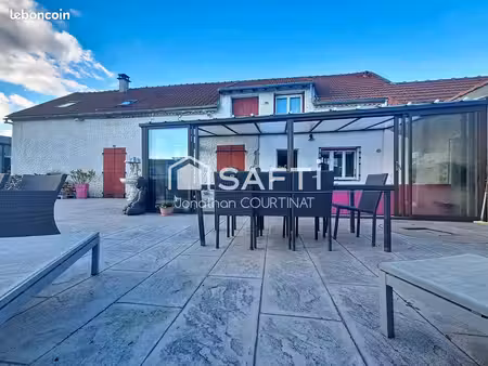propriété 12 pièces 285 m²