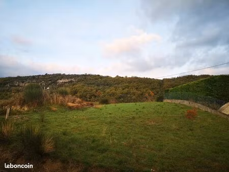 terrain constructible – 1007 m² – chomérac