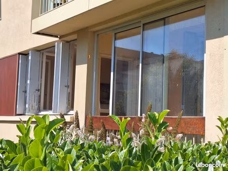 appartement t3  rdc surélevé