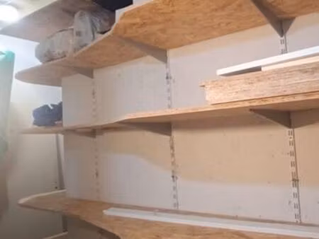 cave 9 15 m² à louer – équipée  sécurisée  accès facile – issy-les-moulineaux