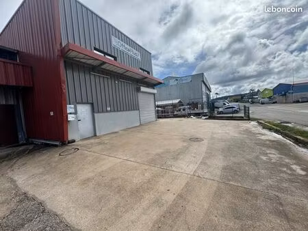 local industriel 280 m²