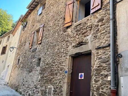 maison dans vieux village classé beauchastel