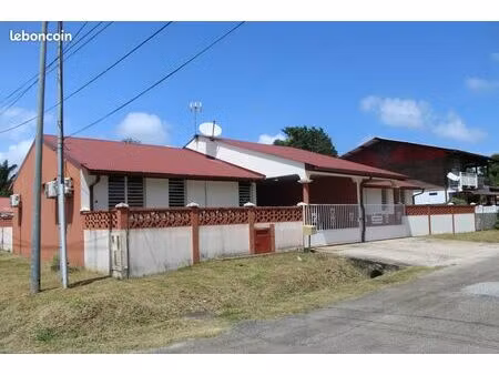 3 maisons individuelles à sinnamary