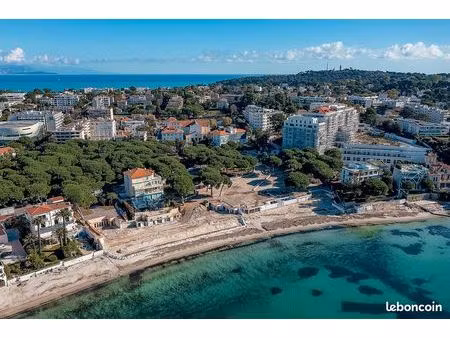 studio idéalement situé au cœur de juan-les-pins  à deux pas de la pinède et des plages
