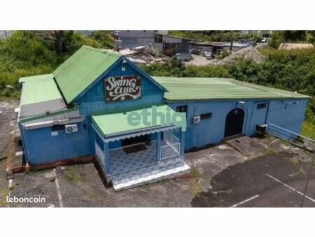 immeuble 300 m² saint claude