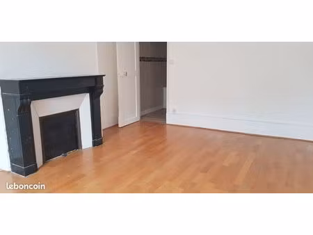 appartement 3 pièces + bureau 72m² loyer 1760 /mois