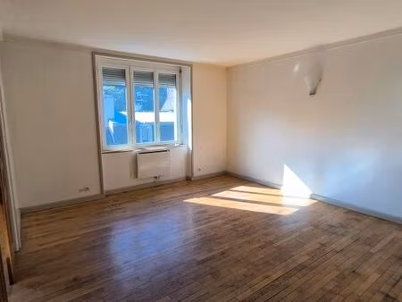 vends appartement t3