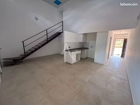 villa 3 pièces 79 m²