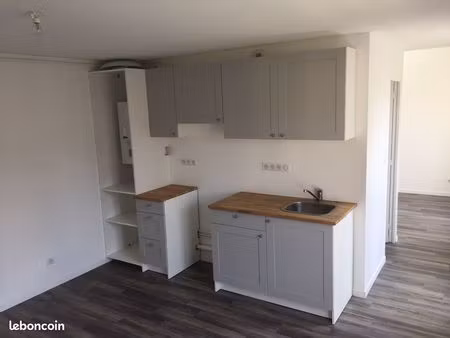 appartement 36 m2 avec mezzanine - plein sud  allée calme