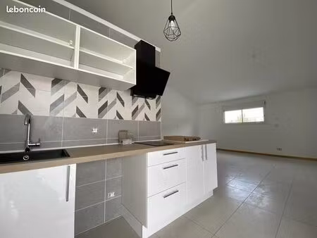 a louer studio salazie