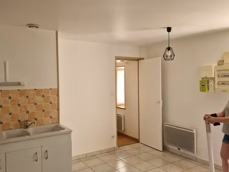 f2 avec cour privative sur yzeure