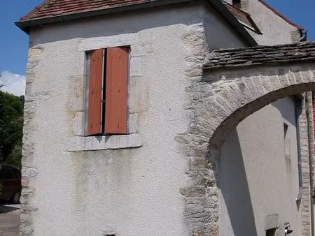 maison de village – idéale airbnb ou location à l’année pour investisseurs