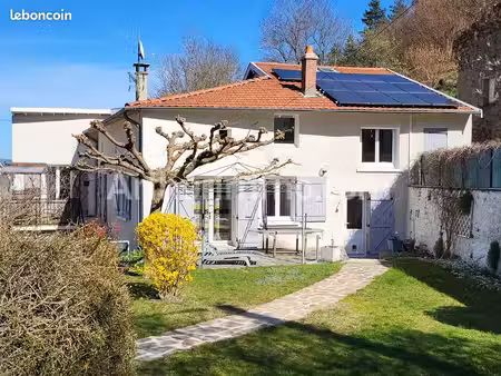maison 4 pièces 151 m²