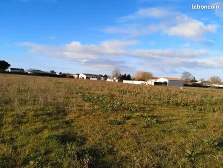 terrain 412 m² grezac