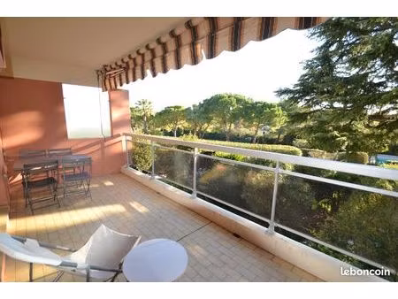 studio 1 pièce 30 m²