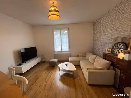 appartement 3 pièces avec terrasse