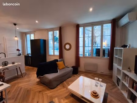 à vendre – charmant t1 bis rénové – quartier mourillon / la mitre – toulon