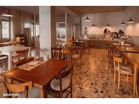 restaurant 173 m² montreuil