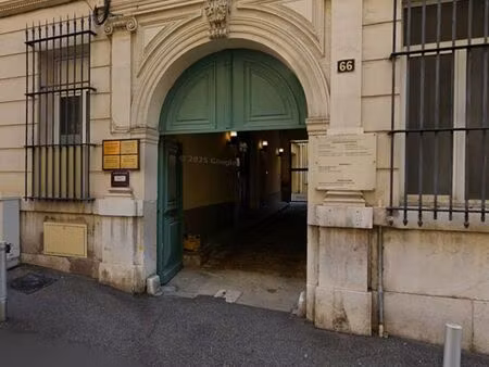 place de parking sécurisée – rue saint jacques – 13006