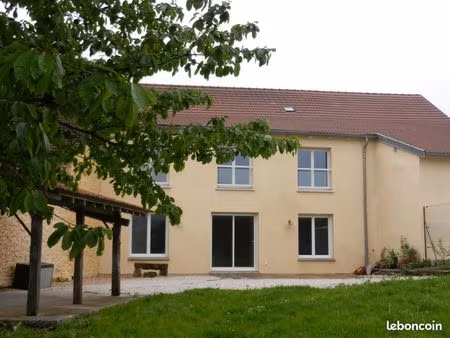 maison de village mitoyenne 157m²