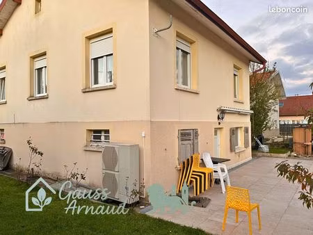 maison 8 pièces 112 m²