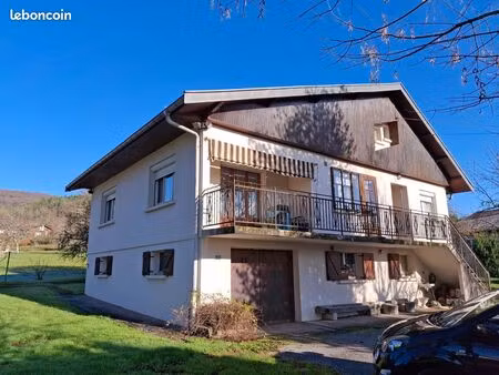 maison 5 pièces 102 m²