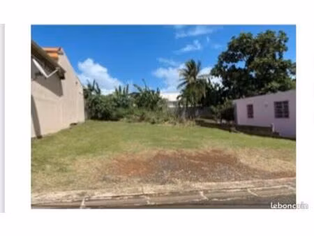 location terrain vide - bourg sainte-rose