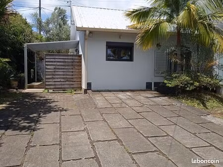 appartement t2 meublé 57 m2 + 2 parking