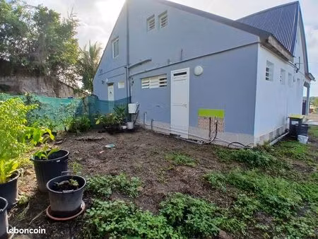 studio à louer 410 abymes