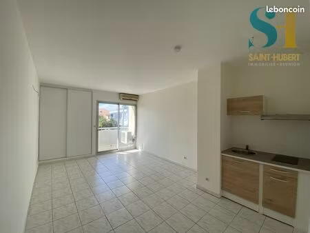 studio 1 pièce 27 m²
