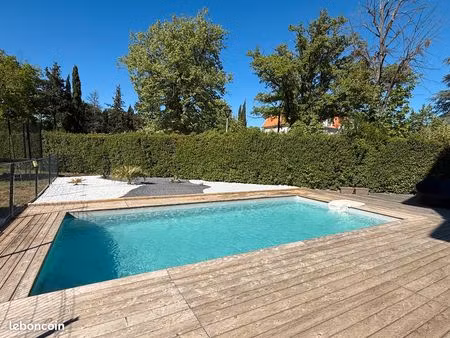 maison 5 chambres   jardin avec piscine