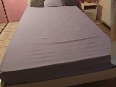 wifi gratuit. salle de bain commun .cuisine commun