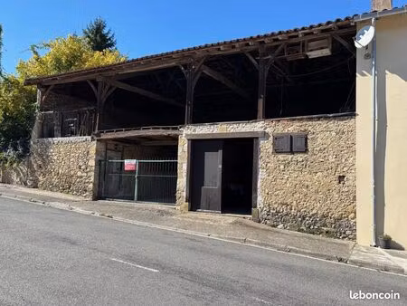 grange 240 m² montbrun-bocage