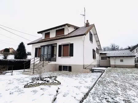 maison 6 pièces 121 m²