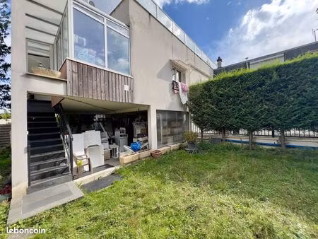 maison à louer 163m2 + 2p 42m2