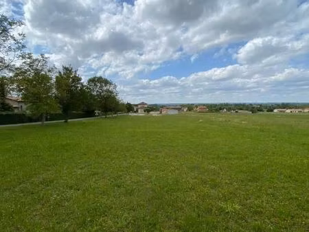 terrain 735 m² corronsac