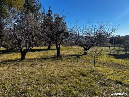 terrain à vendre à peipin