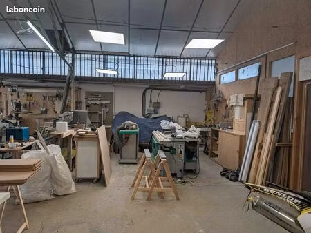 location espace dans un atelier bois