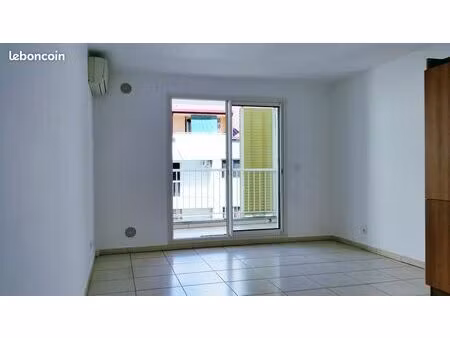 studio 29 m² champ fleuri