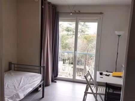 studio meublé avec parking - avenue de grande bretagne - cartoucherie